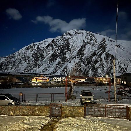 Hotel Diamond Kazbegi Exteriör bild