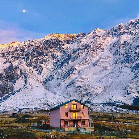 Hotel Diamond Kazbegi Exteriör bild