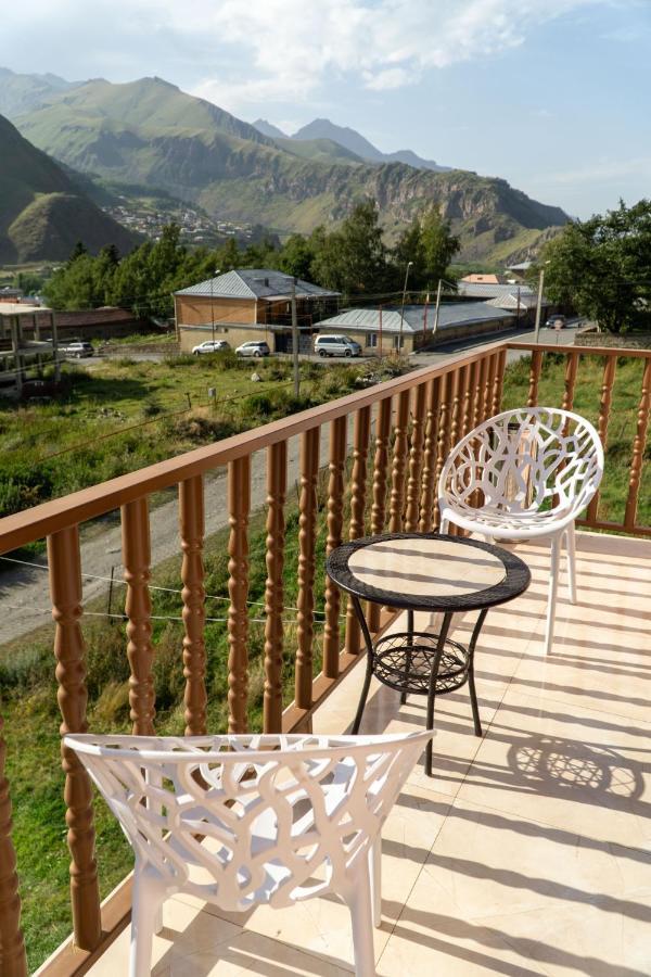 Hotel Diamond Kazbegi Exteriör bild