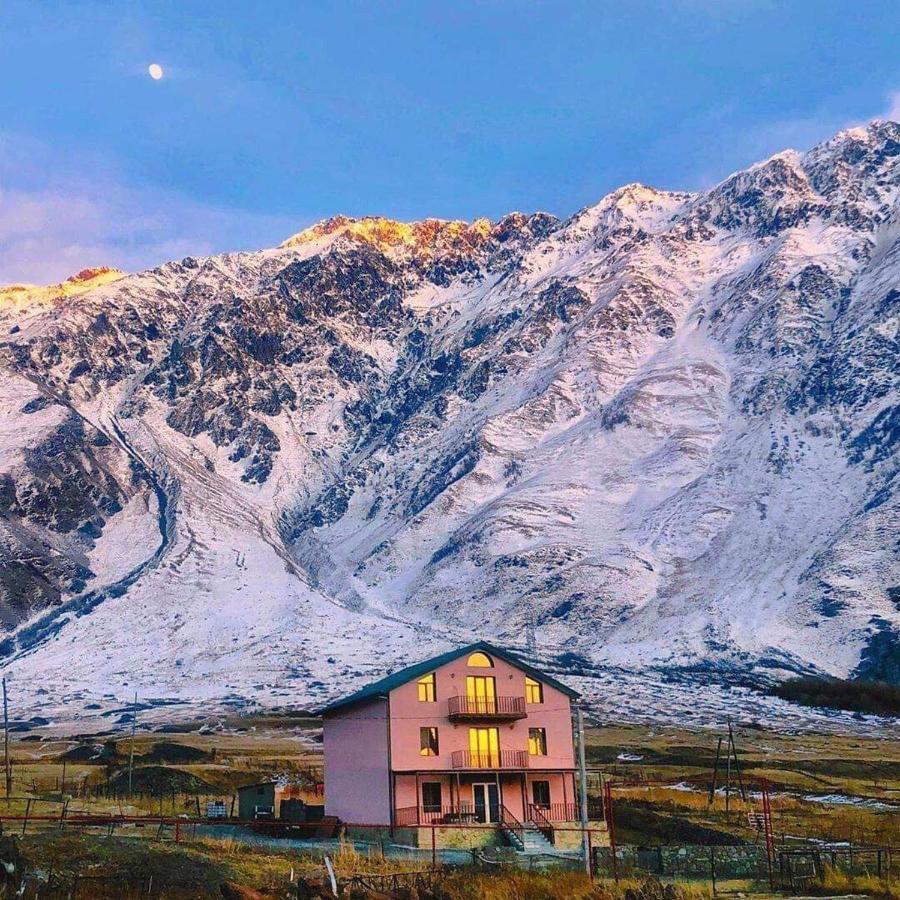Hotel Diamond Kazbegi Exteriör bild